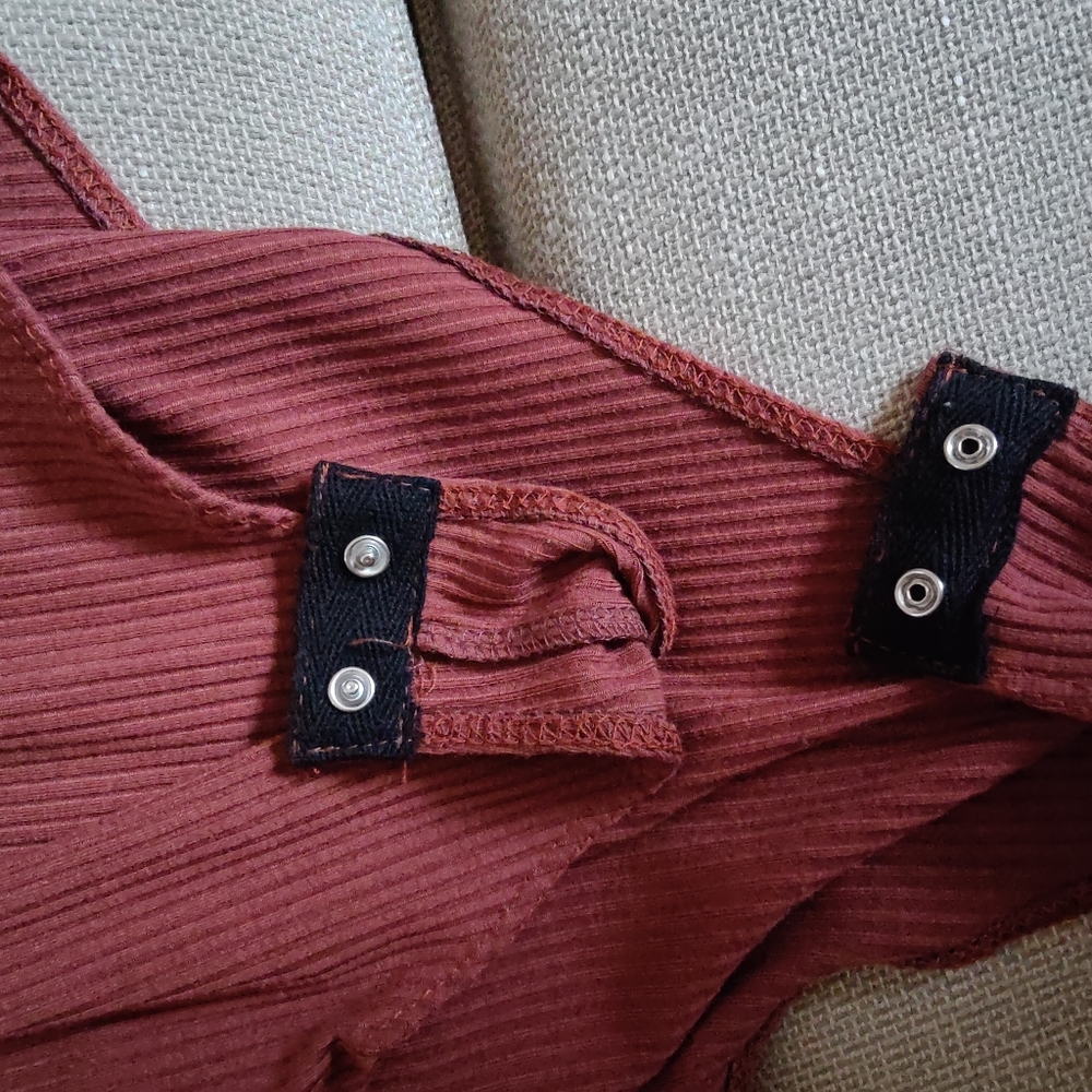 Bodysuit - Picture 2 of 3